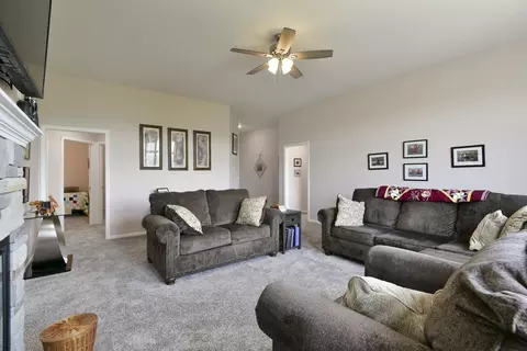 Living - 880 Black Forest Ln, Branson West, MO 65737 photo 4 of 4