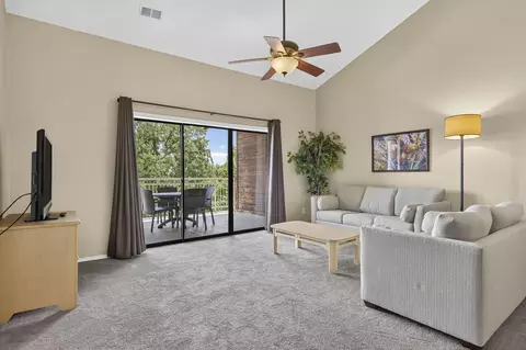 Living - 302 Stillwater Trl #324, Branson, MO 65616 photo 2 of 3