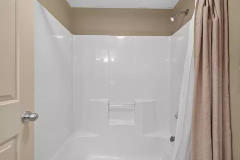 Bath - 302 Stillwater Trl #324, Branson, MO 65616 photo 5 of 5
