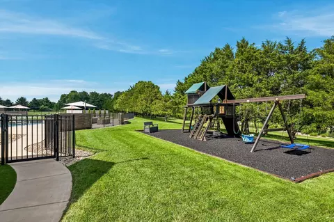 Exterior - 210 Whispery Ln, Ozark, MO 65721 photo 39 of 58