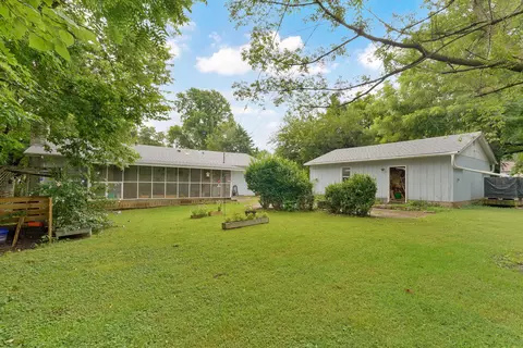 Exterior - 1631 N Patterson Ave, Springfield, MO 65803 photo 10 of 11