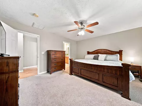 Bedroom - 2208 E Kathryn Dr, Republic, MO 65738 photo 2 of 5
