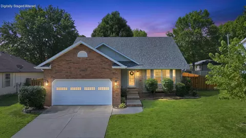 Exterior - 2208 E Kathryn Dr, Republic, MO 65738 photo 2 of 11