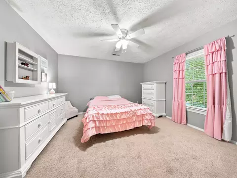 Bedroom - 2208 E Kathryn Dr, Republic, MO 65738 photo 3 of 5