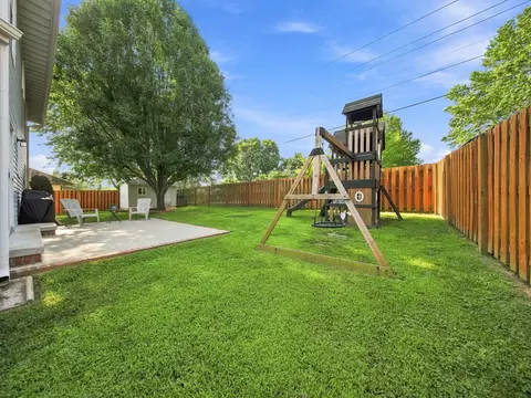 Exterior - 2208 E Kathryn Dr, Republic, MO 65738 photo 7 of 11