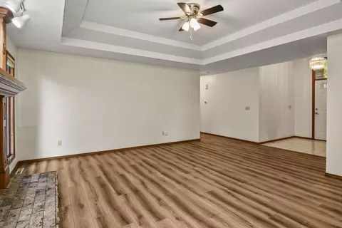 1414 E Arlington St, Springfield, MO 65803 photo 6
