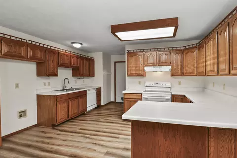 1414 E Arlington St, Springfield, MO 65803 photo 10