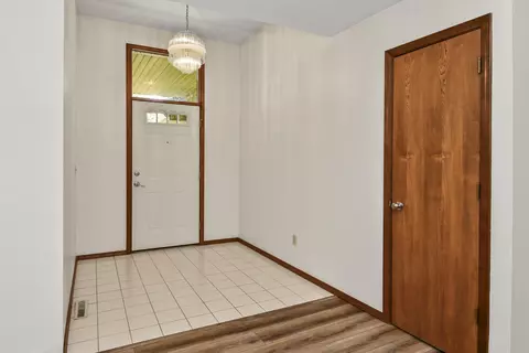 1414 E Arlington St, Springfield, MO 65803 photo 7