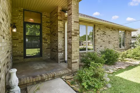1414 E Arlington St, Springfield, MO 65803 photo 3