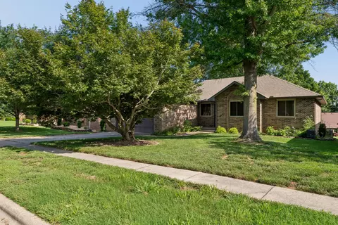 4107 E Latoka St, Springfield, MO 65809 photo 2