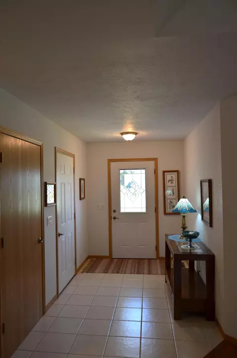 Entry Way - 160 Micahs Xing, Reeds Spring, MO 65737 photo 1 of 1