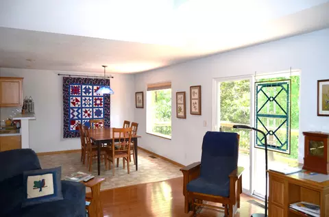 Dining - 160 Micahs Xing, Reeds Spring, MO 65737 photo 1 of 3