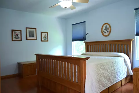 Bedroom - 160 Micahs Xing, Reeds Spring, MO 65737 photo 2 of 5