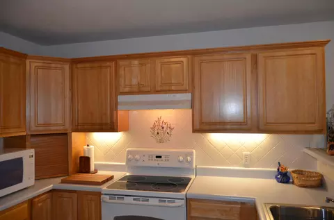 Kitchen - 160 Micahs Xing, Reeds Spring, MO 65737 photo 2 of 3