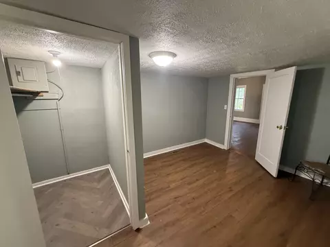 Bedroom - 517 N 4th St, Thayer, MO 65791 photo 2 of 4
