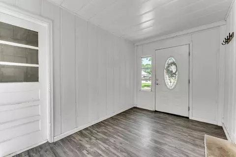 1714 W Scott St, Springfield, MO 65802 photo 6