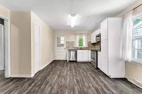 1714 W Scott St, Springfield, MO 65802 photo 12