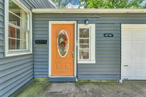 1714 W Scott St, Springfield, MO 65802 photo 4