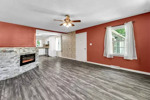 1714 W Scott St, Springfield, MO 65802 photo 10