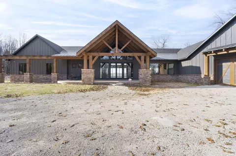 Exterior - 168 Brookside Dr, Saddlebrooke, MO 65630 photo 2 of 7
