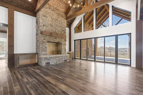 Living - 168 Brookside Dr, Saddlebrooke, MO 65630 photo 5 of 14