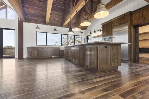 Kitchen - 168 Brookside Dr, Saddlebrooke, MO 65630 photo 4 of 6