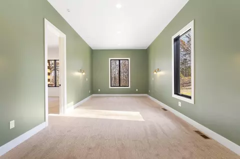 Bedroom - 168 Brookside Dr, Saddlebrooke, MO 65630 photo 7 of 10