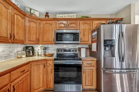 Kitchen - 1519 E 515th Rd, Brighton, MO 65617 photo 2 of 2