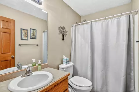 Bath - 1519 E 515th Rd, Brighton, MO 65617 photo 4 of 4