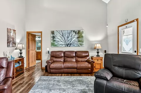 Living - 1519 E 515th Rd, Brighton, MO 65617 photo 2 of 4