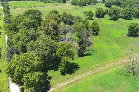 359 E Dade 74, Greenfield, MO 65661 photo 44