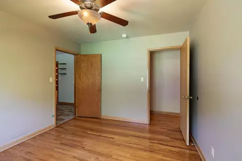Bedroom - 1909 S Pickwick Ave, Springfield, MO 65804 photo 2 of 6