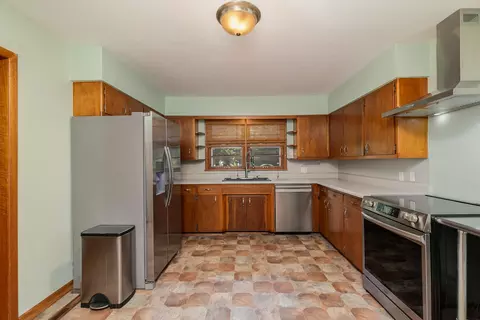 Kitchen - 1909 S Pickwick Ave, Springfield, MO 65804 photo 1 of 4