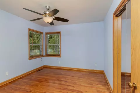 Bedroom - 1909 S Pickwick Ave, Springfield, MO 65804 photo 3 of 6