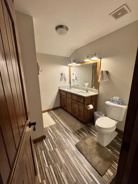 Bath - 7382 Route Ee Hwy, Anderson, MO 64831 photo 3 of 4