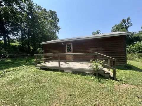 Exterior - 7382 Route Ee Hwy, Anderson, MO 64831 photo 6 of 8