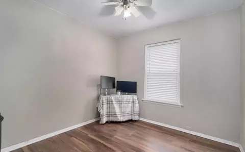 Bedroom - 2728 N Summit Ave, Springfield, MO 65803 photo 2 of 2