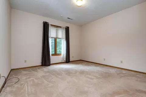 Bedroom - 4727 S Kimbrough Ave, Springfield, MO 65810 photo 3 of 3