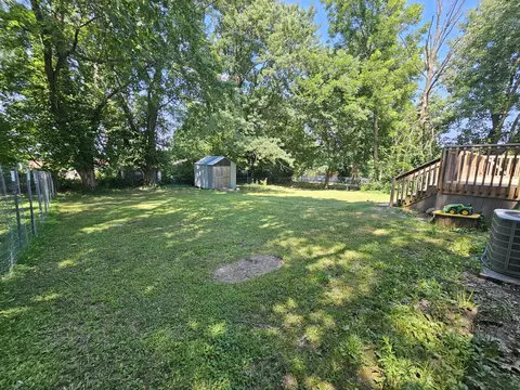 Exterior - 243 E Burford St, Marshfield, MO 65706 photo 5 of 6