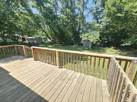 Exterior - 243 E Burford St, Marshfield, MO 65706 photo 4 of 6