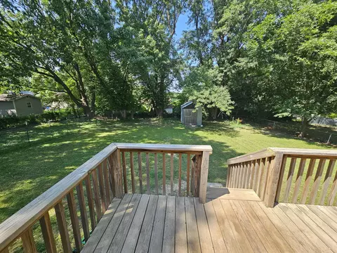 Exterior - 243 E Burford St, Marshfield, MO 65706 photo 2 of 6