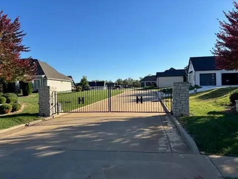 Other - 3810 E Cherry St UNIT 18, Springfield, MO 65809 photo 16 of 19