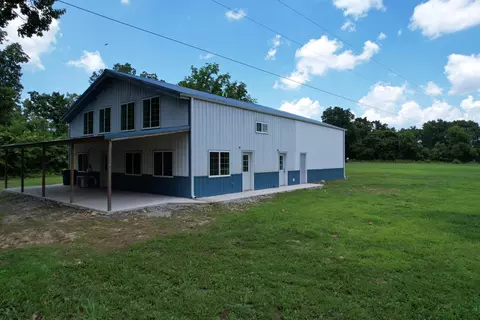 Exterior - 4006 Private Drive 3170, Ava, MO 65608 photo 6 of 7