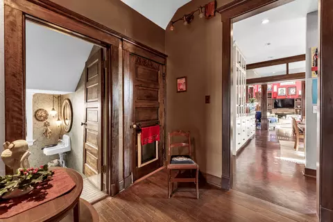 Entry Way - 1414 N Benton Ave, Springfield, MO 65802 photo 8 of 11