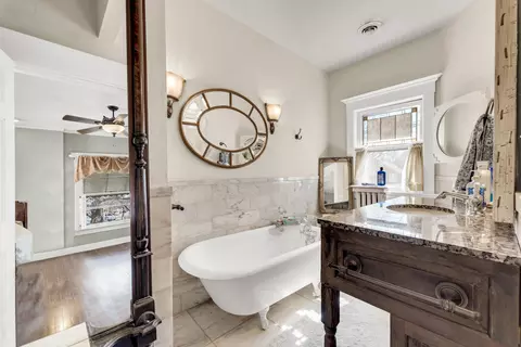 Bath - 1414 N Benton Ave, Springfield, MO 65802 photo 1 of 4