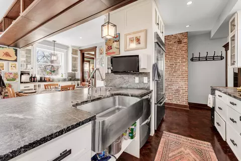 Kitchen - 1414 N Benton Ave, Springfield, MO 65802 photo 4 of 7