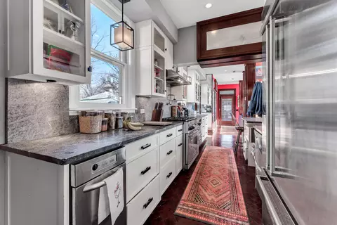 Kitchen - 1414 N Benton Ave, Springfield, MO 65802 photo 6 of 7