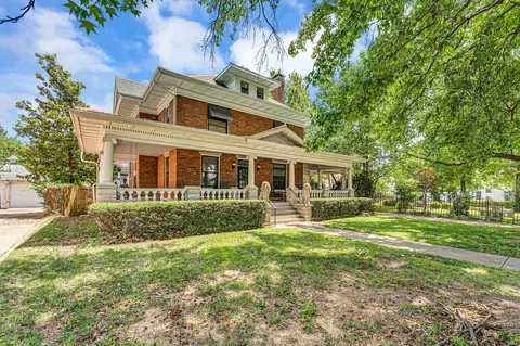Exterior - 1414 N Benton Ave, Springfield, MO 65802 photo 2 of 33