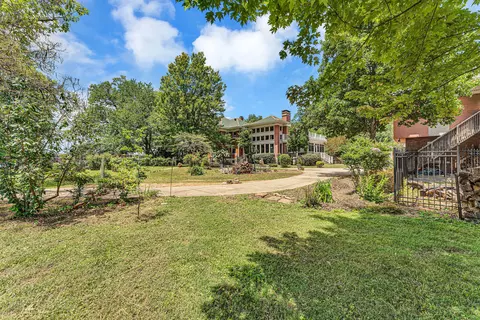 Exterior - 1414 N Benton Ave, Springfield, MO 65802 photo 22 of 33