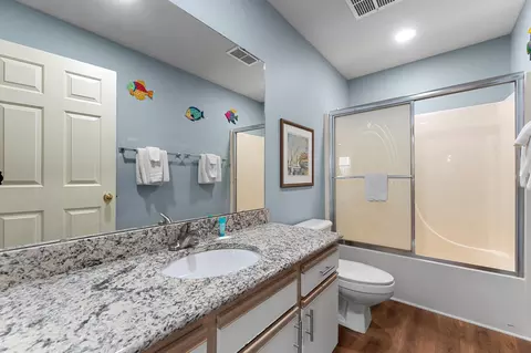 Bath - 186 Bunker Ridge Dr #9, Branson, MO 65616 photo 3 of 4